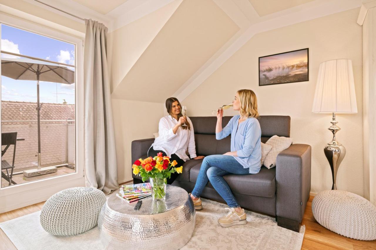 Wohlfuehl-Apartment Irisbluete Mit Privatstrand FDH Esterno foto
