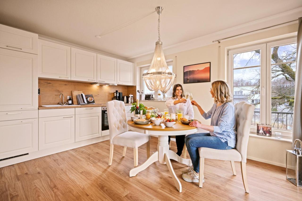 Wohlfuehl-Apartment Irisbluete Mit Privatstrand FDH Esterno foto