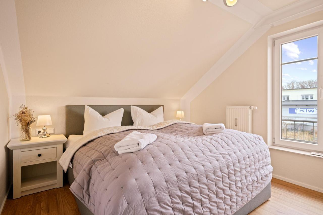 Wohlfuehl-Apartment Irisbluete Mit Privatstrand FDH Esterno foto